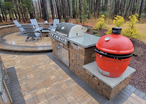 Custom Buit Outdoor Kitchen