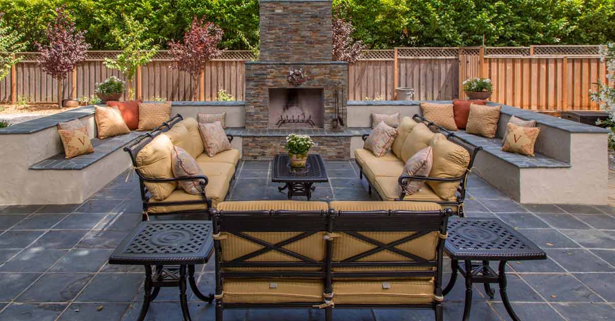 Outdoor Living Furniture Layout Tips, Casual Living Outdoor Patio Furniture